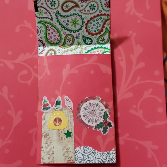 🎄 HAND CRAFTED Christmas collage house envelope pocket set of two - Picture 4 of 7